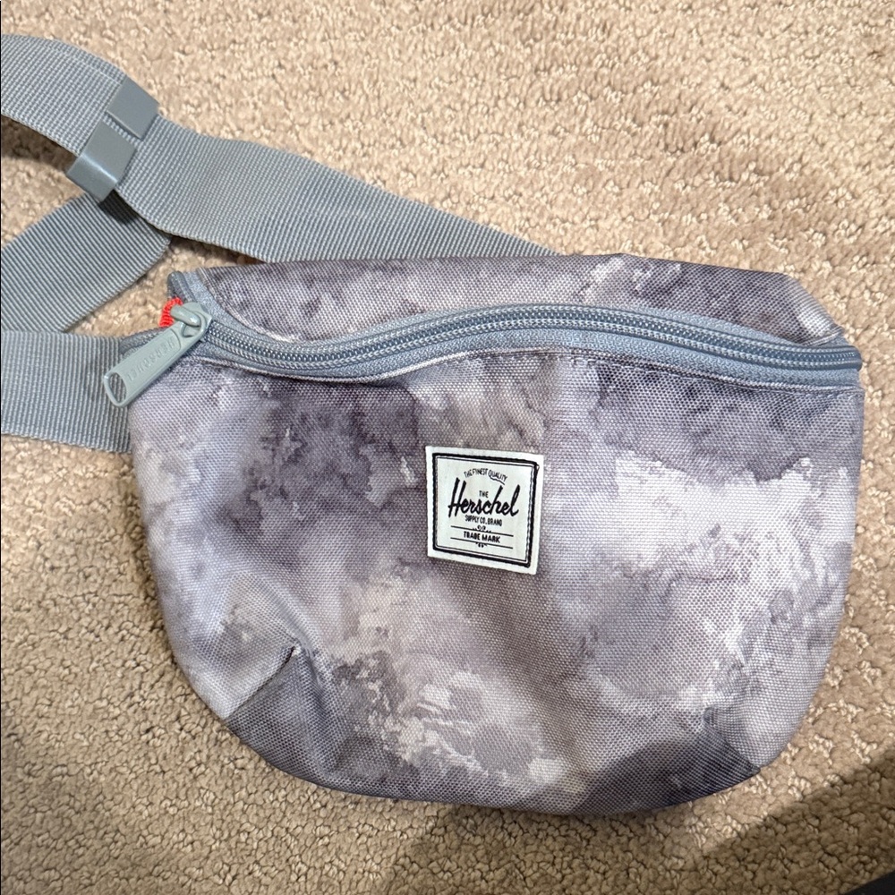 Herschel Supply Company Cloudy Gray Crossbody Bag